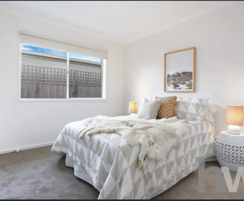 Unfurnished room in a share house