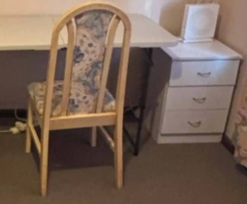 Furnished room in a share house