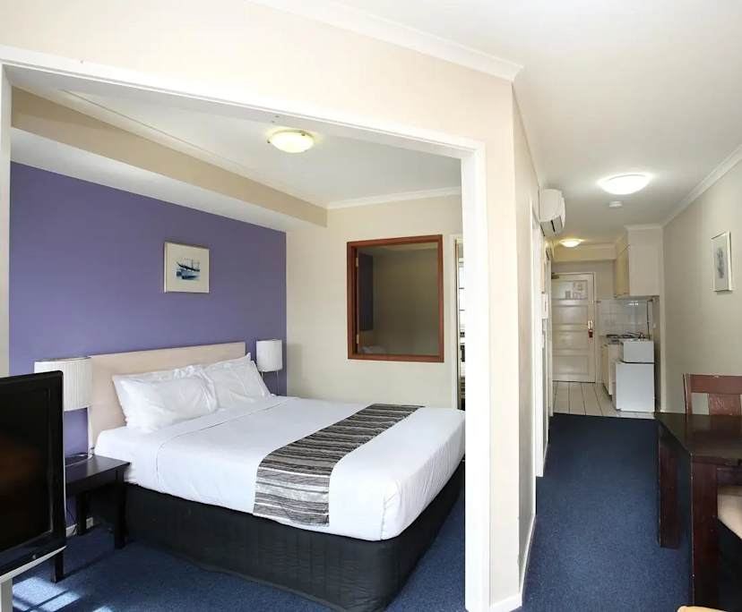 Whole property with 2 rooms for rent