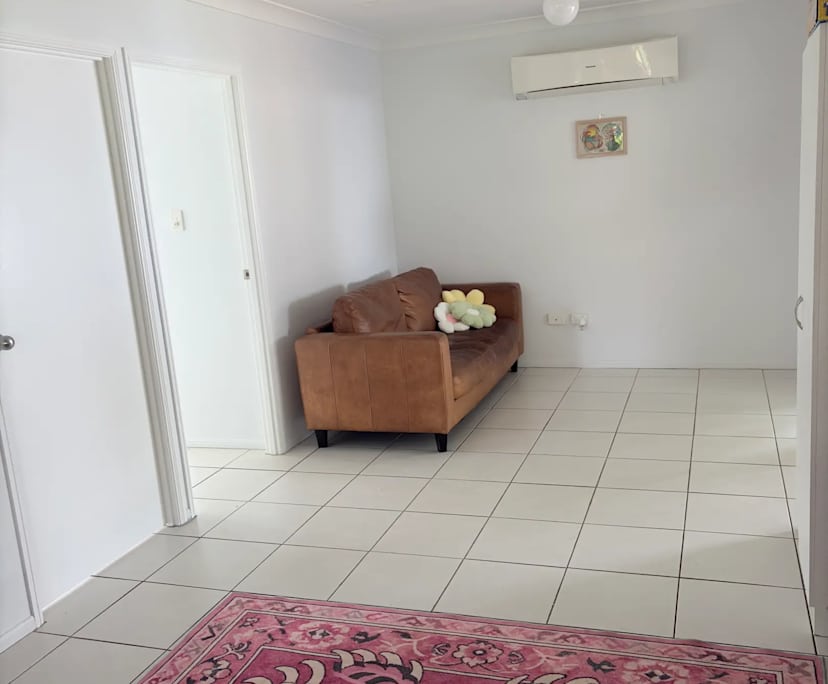 $280, Share-house, 2 rooms, Slade Point QLD 4740, Slade Point QLD 4740
