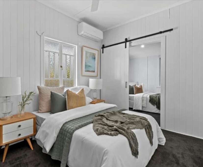 Unfurnished room in a share house