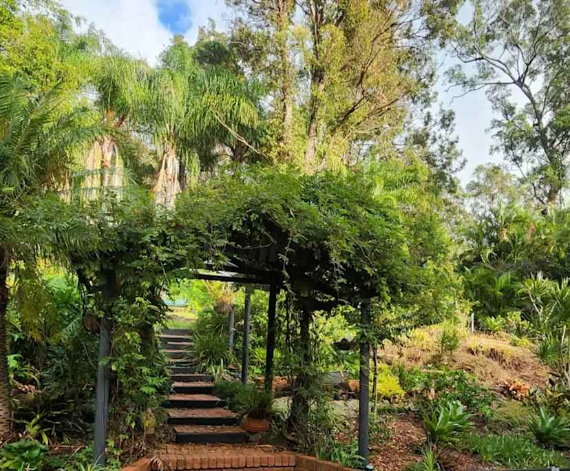 $340, Share-house, 5 bathrooms, Oxenford QLD 4210