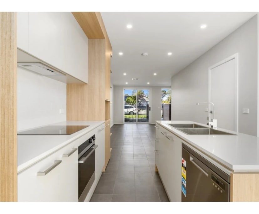 Unfurnished room with own bathroom