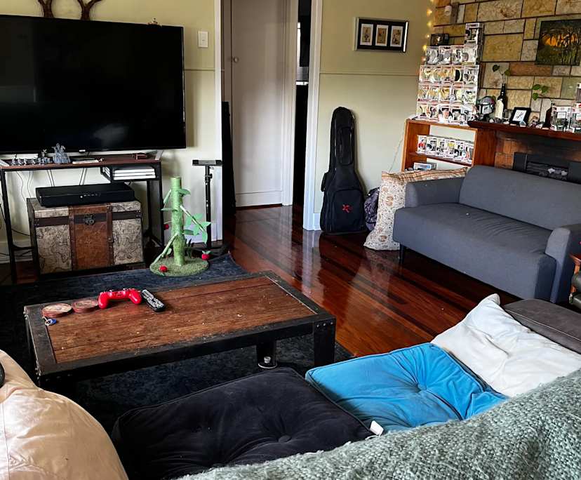 Unfurnished room in a share house