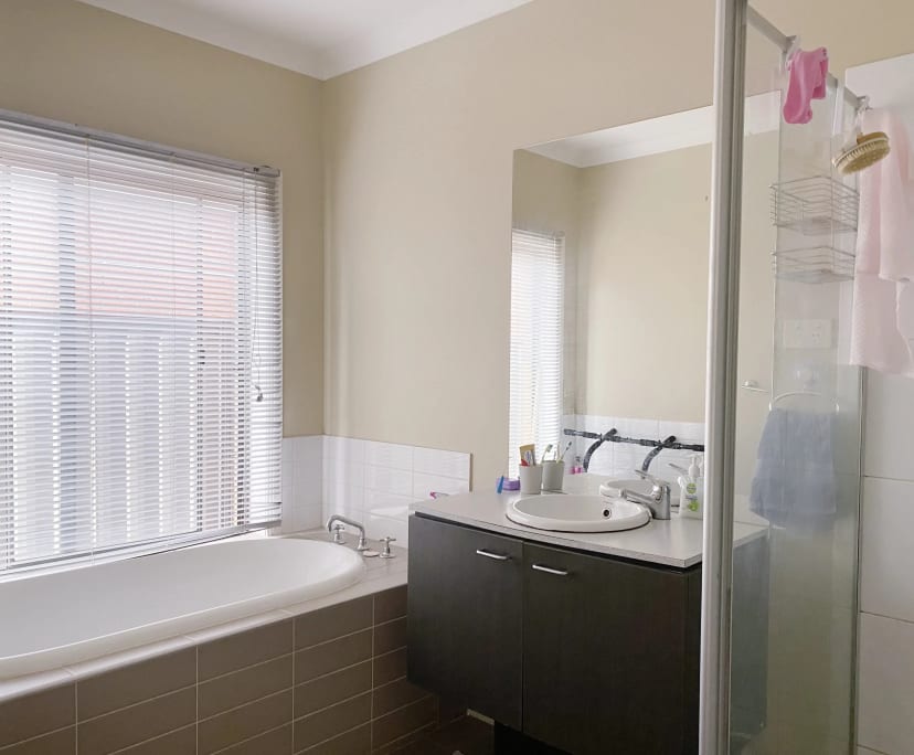 $220-230, Share-house, 3 rooms, Point Cook VIC 3030, Point Cook VIC 3030