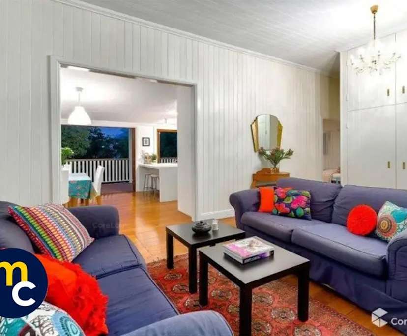 Room in a share house