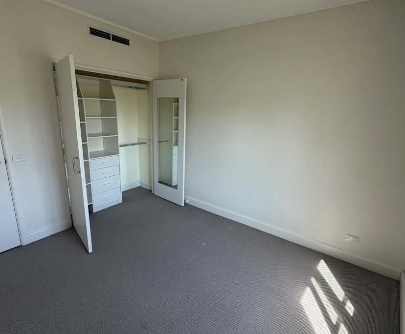 $370, Flatshare, 2 bathrooms, East Melbourne VIC 3002