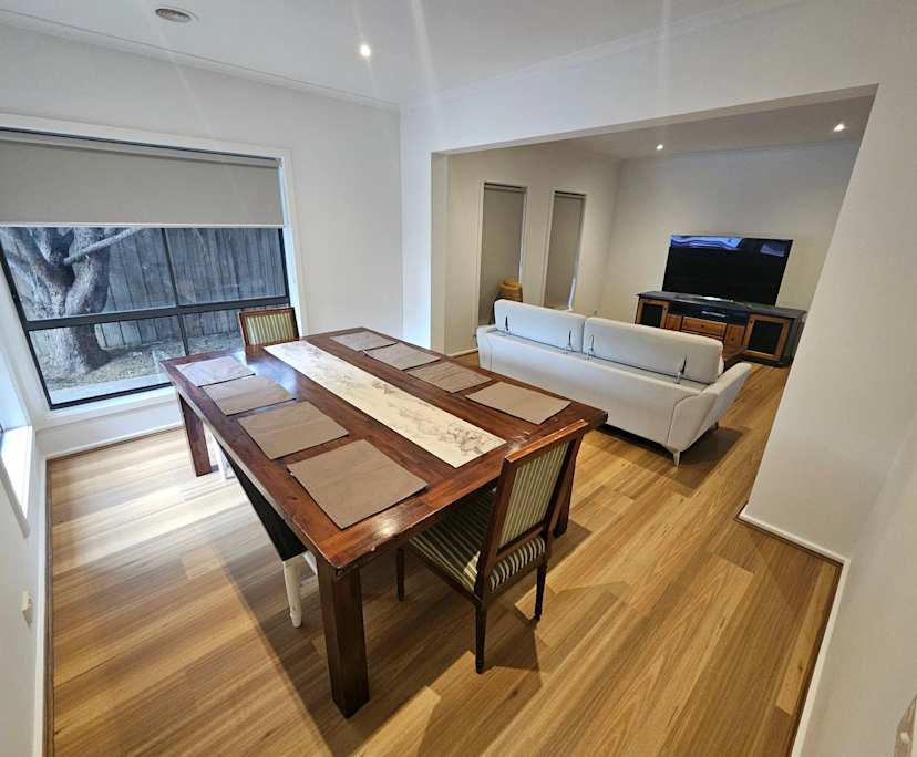 $240, Share-house, 3 rooms, Deer Park VIC 3023, Deer Park VIC 3023