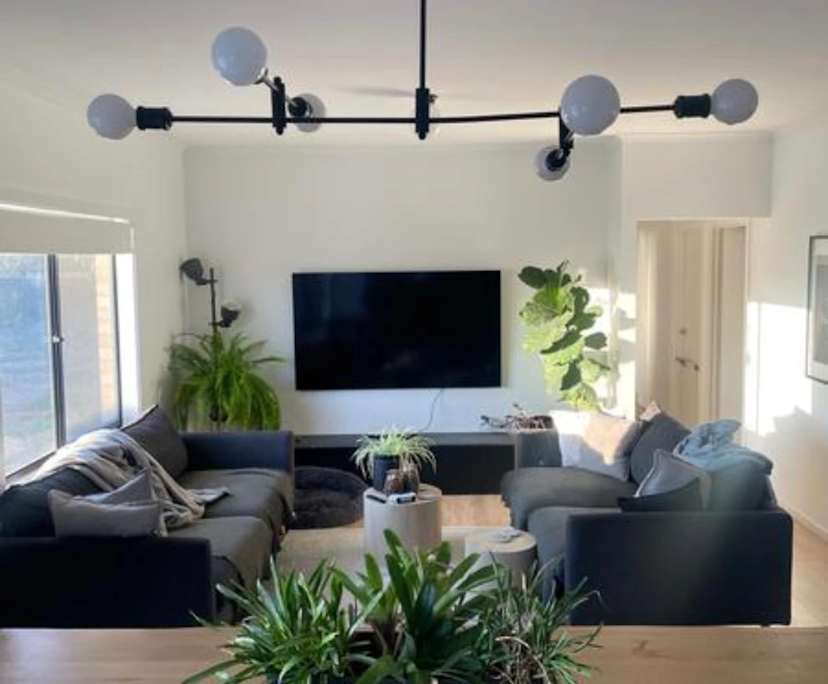 Room in a share house