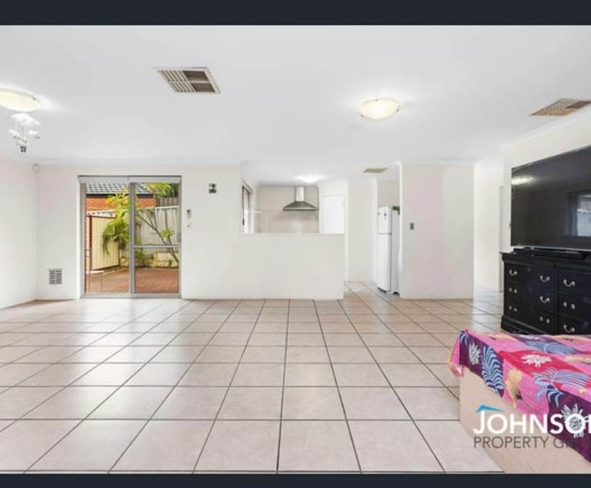 $230, Share-house, 3 bathrooms, Saint James WA 6102