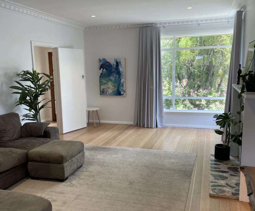 Room in a share house