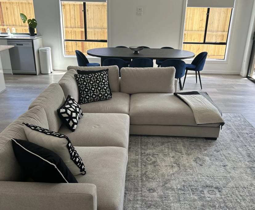 propertyImage