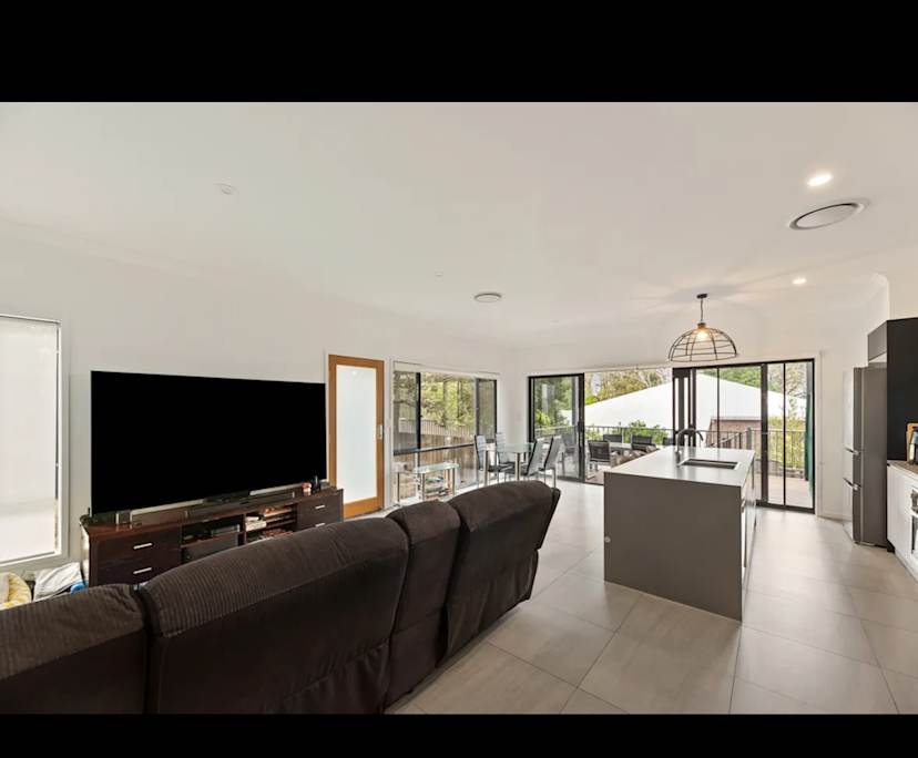 Unfurnished room in a share house