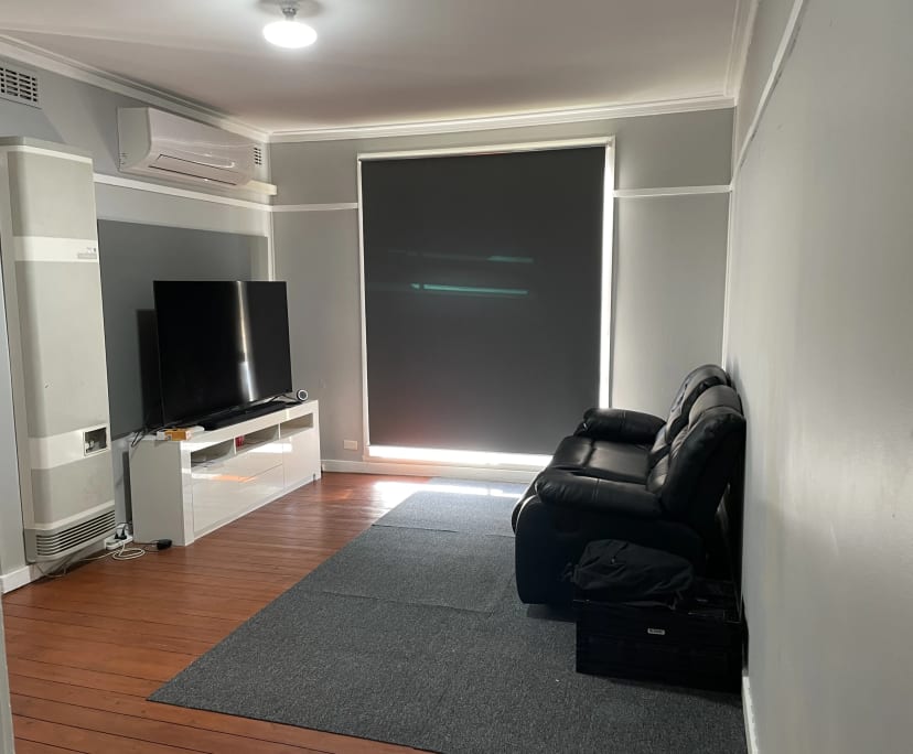 3 Rooms for Rent in Shepparton, VIC 200210, Furn...