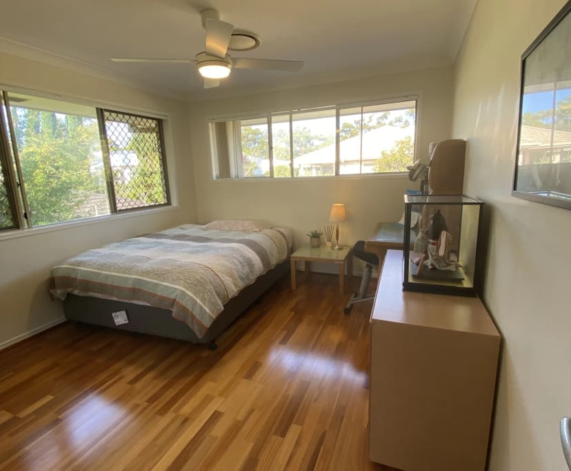 Furnished room in a share house
