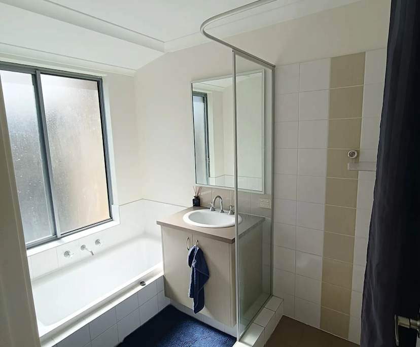 $350, Share-house, 4 bathrooms, Aveley WA 6069