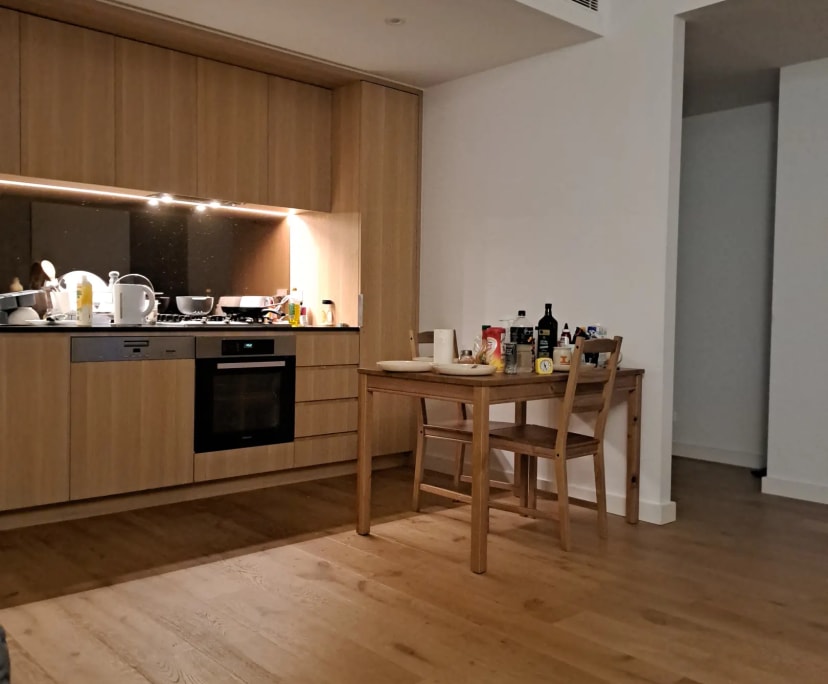 Furnished room with ensuite in a flatshare