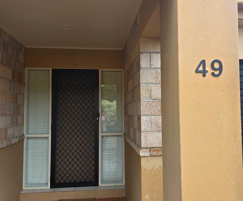 $500, Share-house, 4 bathrooms, Arundel QLD 4214