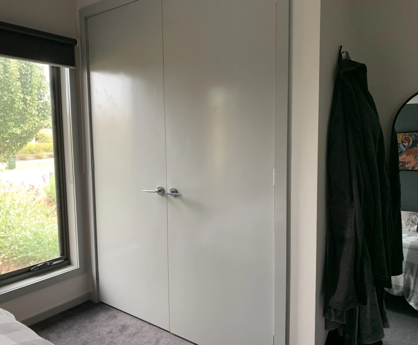 $330, Share-house, 3 bathrooms, Gisborne VIC 3437