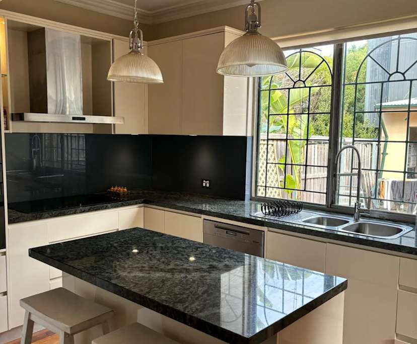 $375, Share-house, 4 bathrooms, Marrickville NSW 2204