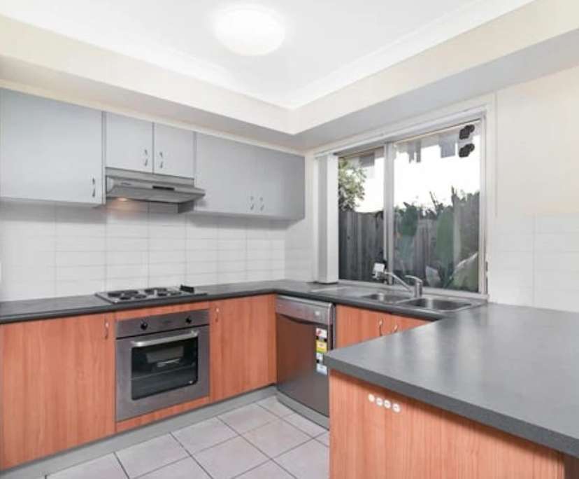 $210, Share-house, 3 bathrooms, Carina QLD 4152