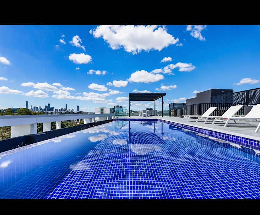 $450, Flatshare, 2 bathrooms, Toowong QLD 4066