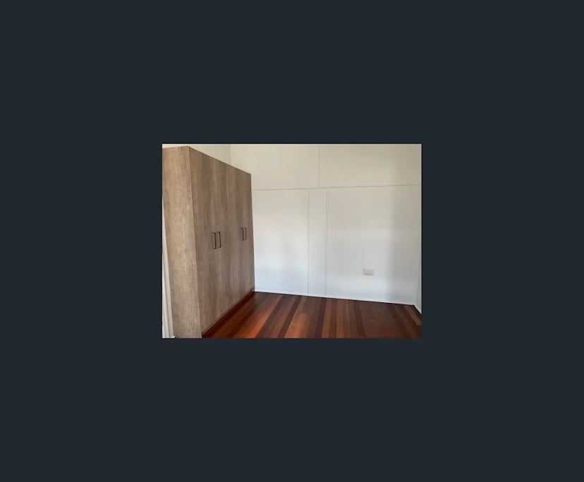 $330, Share-house, 3 bathrooms, Bardon QLD 4065