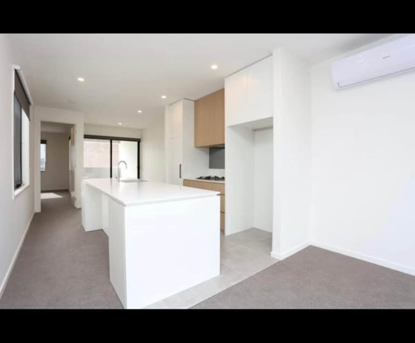 Room in a share house