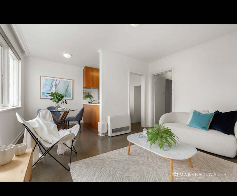 Whole property with 2 rooms for rent