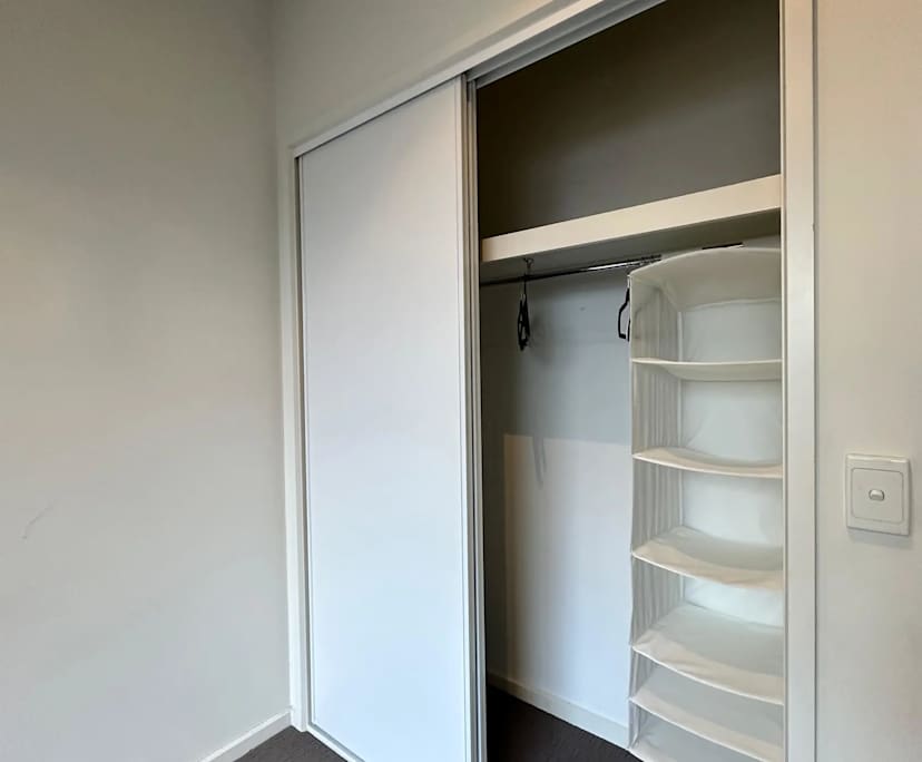 $280, Share-house, 3 bathrooms, Strathmore VIC 3041