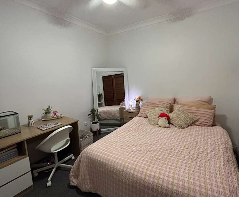 Unfurnished room in a share house