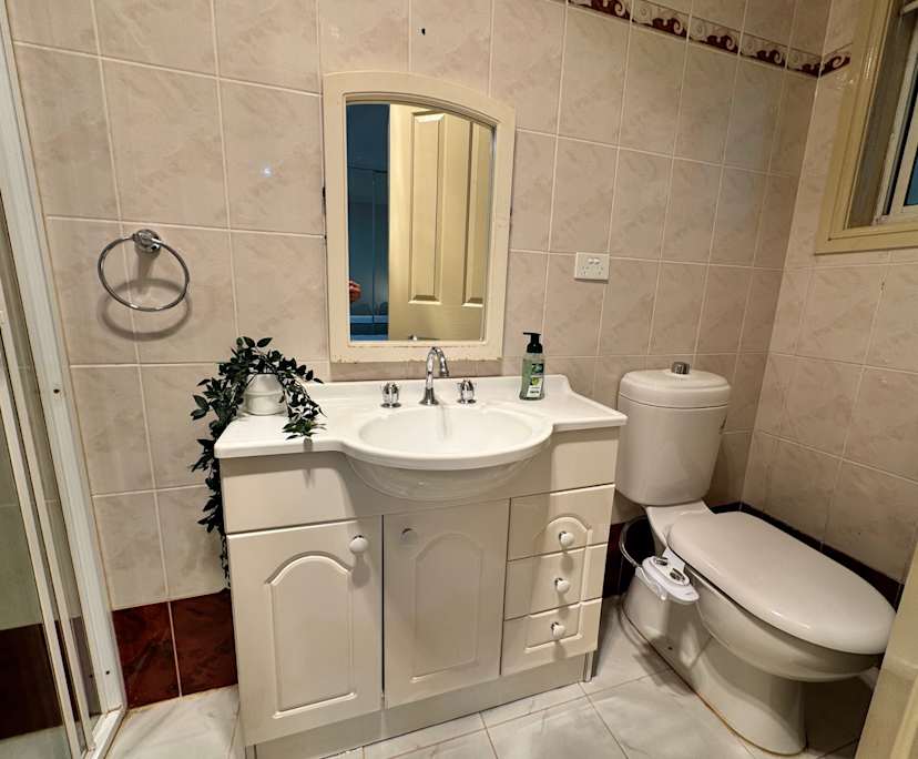 $285, Flatshare, 6 bathrooms, Homebush NSW 2140