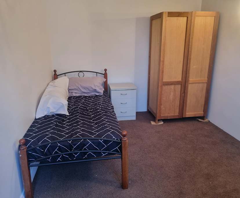 $250, Share-house, 4 bathrooms, Canning Vale WA 6155