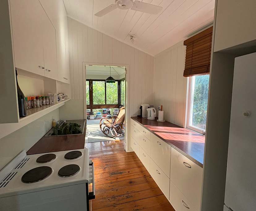 $365, Share-house, 2 bathrooms, Indooroopilly QLD 4068