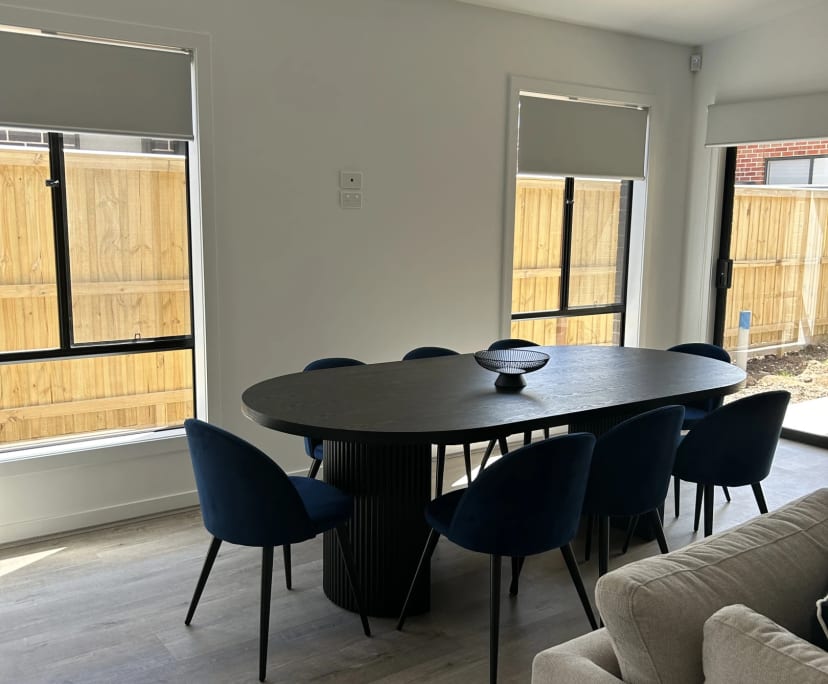 $225, Share-house, 4 bathrooms, Fraser Rise VIC 3336