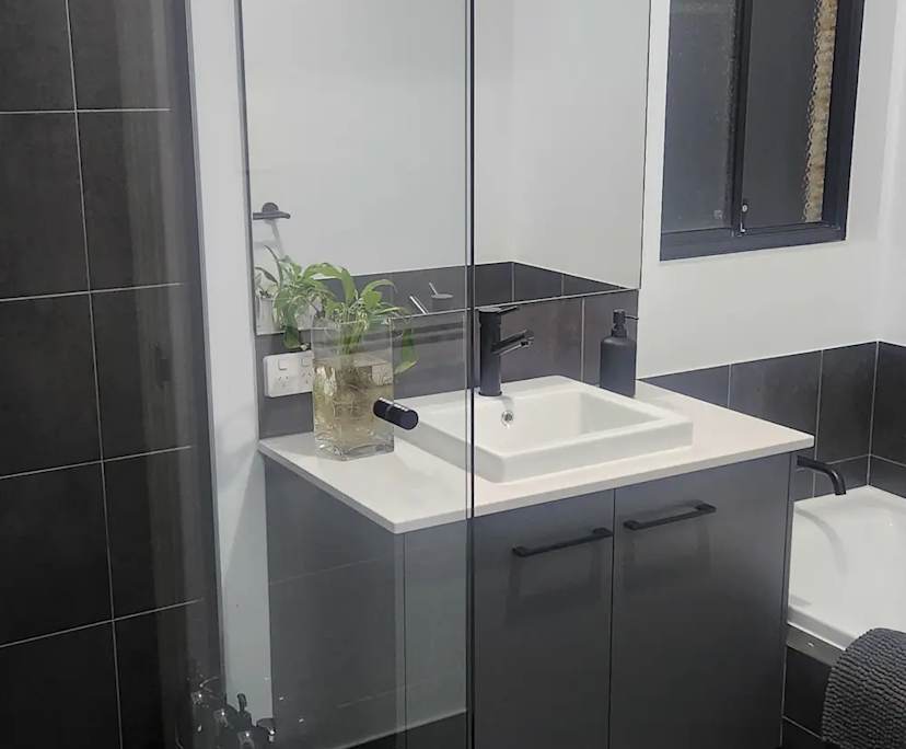 Furnished room with own bathroom