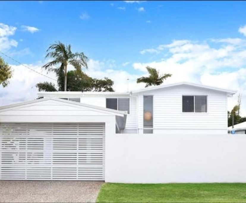 Whole property with 5 rooms for rent