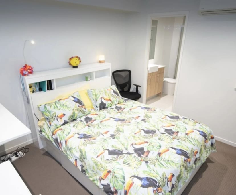 $420, Student-accommodation, 2 bathrooms, Norman Park QLD 4170