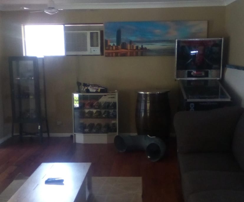 $250, Share-house, 3 bathrooms, Nerang QLD 4211