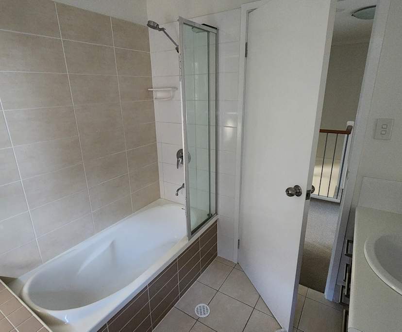 $285-350, Flatshare, 2 rooms, Runcorn QLD 4113, Runcorn QLD 4113