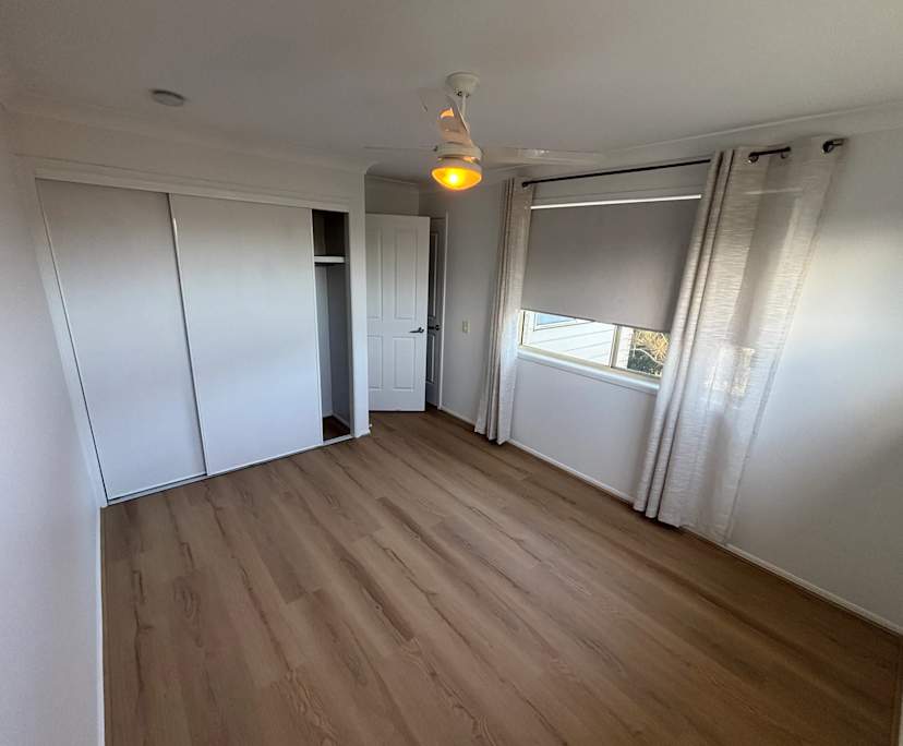 Unfurnished room with own bathroom
