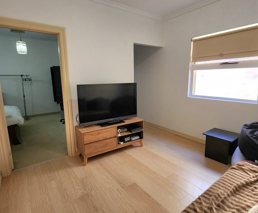 $290, Homestay, 4 bathrooms, Port Adelaide SA 5015