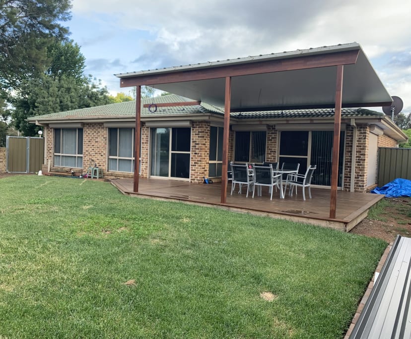 Room for Rent in Isabella Plains, Canberra 200, U...