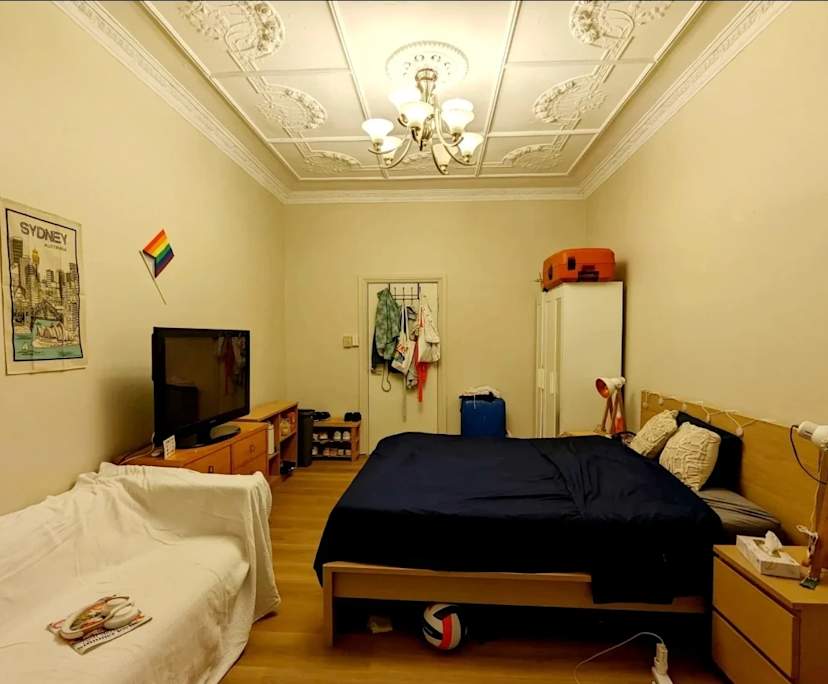 Furnished room with own bathroom