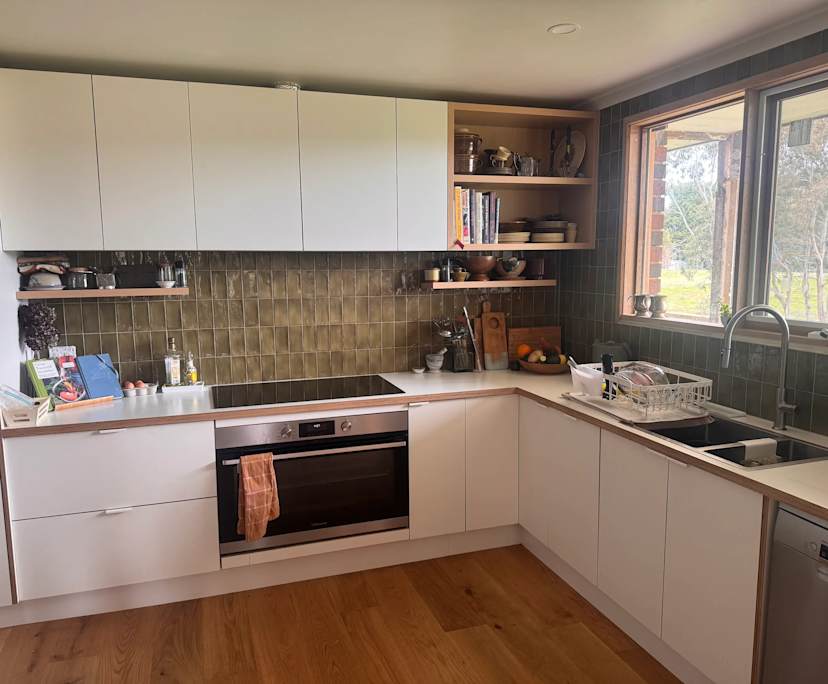 Furnished room with own bathroom