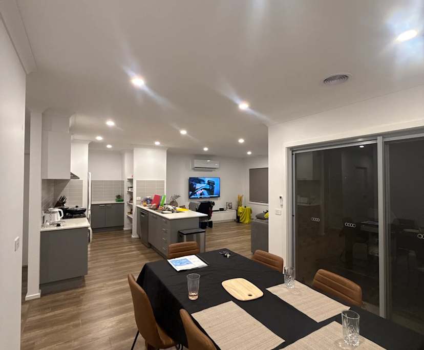 propertyImage