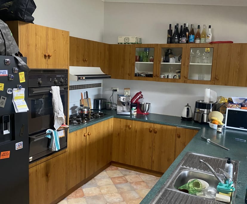 Unfurnished room in a share house