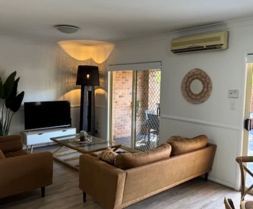 $245, Share-house, 3 bathrooms, Eight Mile Plains QLD 4113