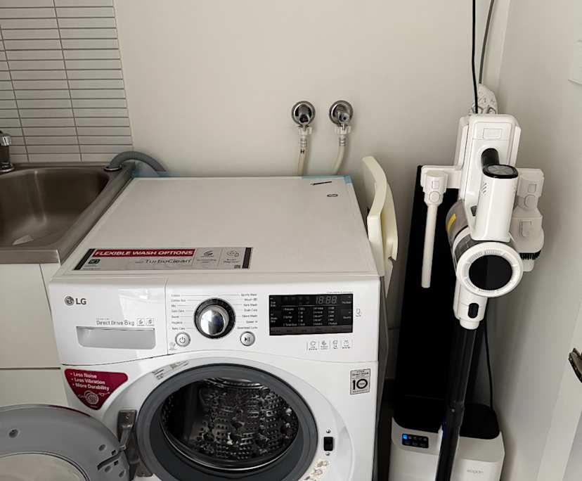 $255, Flatshare, 2 bathrooms, West Melbourne VIC 3003