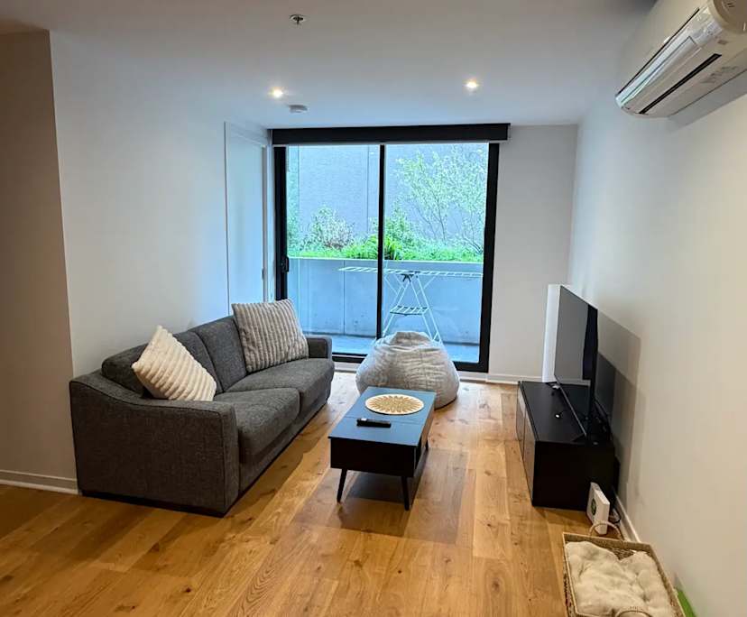 Furnished room with own bathroom